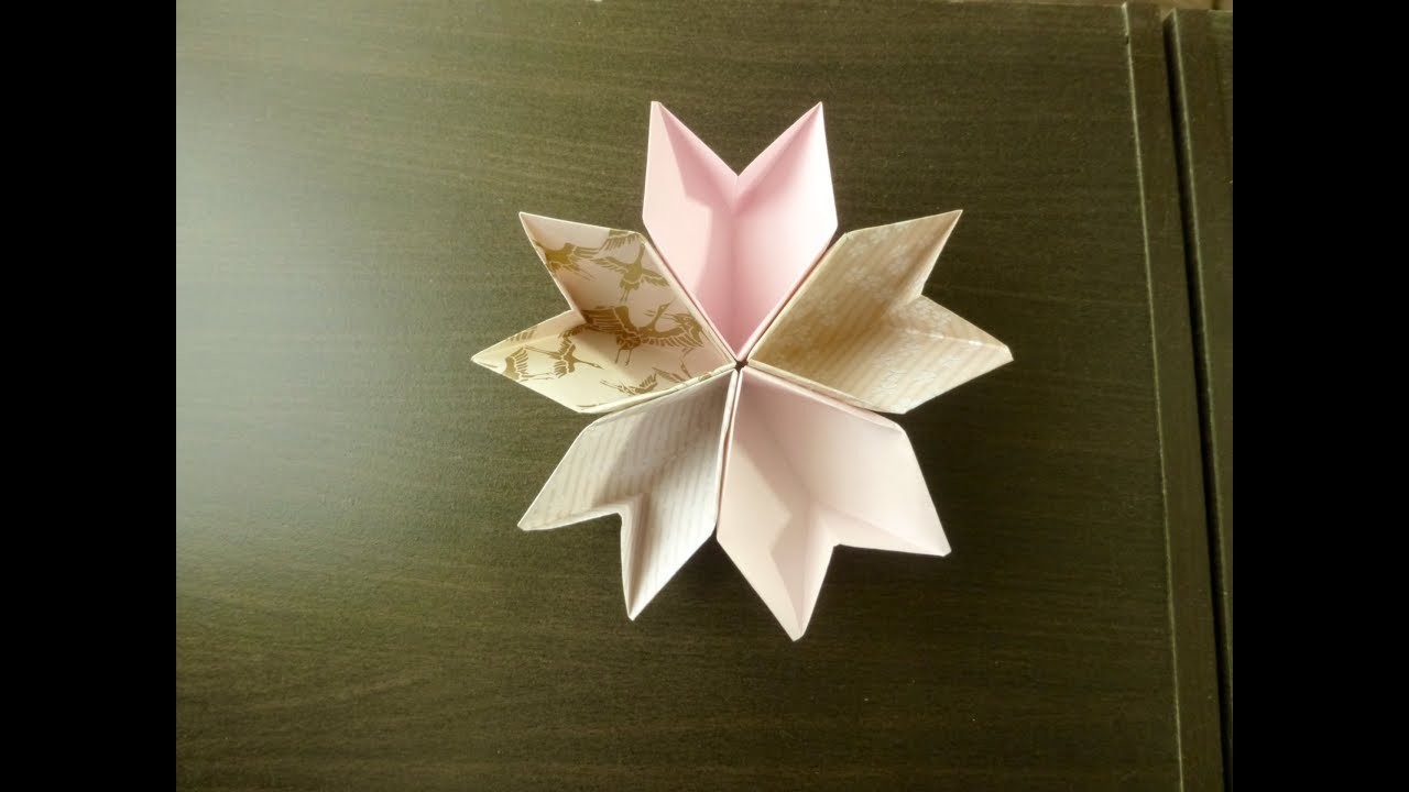 Como fazer vasos de flores de cerejeira. Origami. A arte de dobrar o papel.