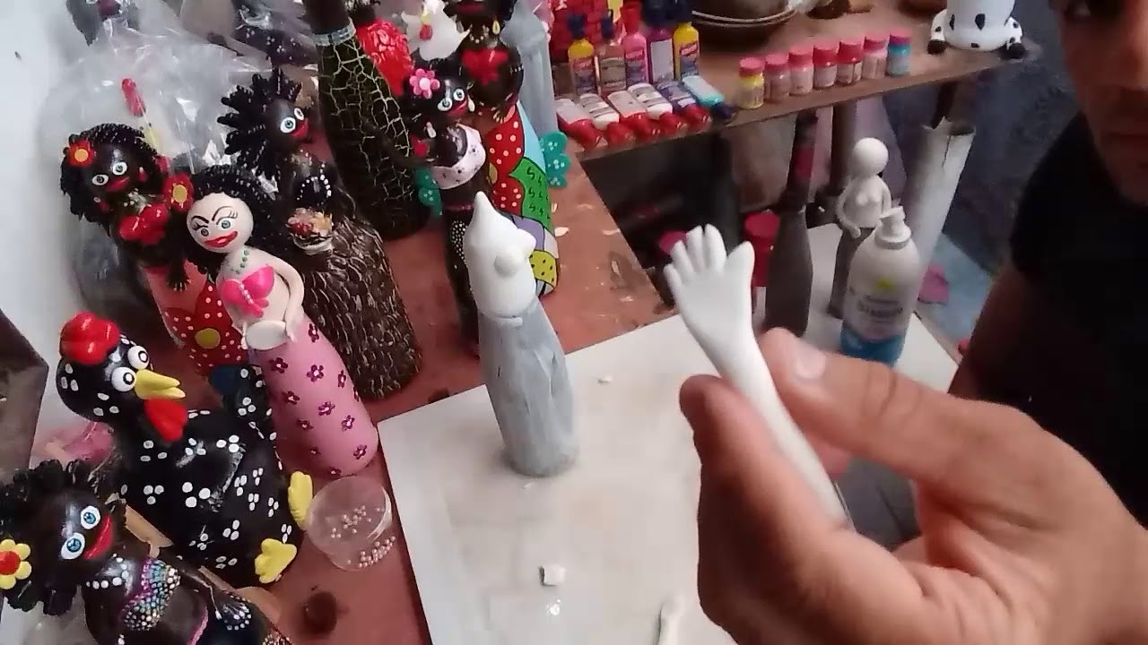Boneca feita em garrafa de vidro( botela ) parte ( 1 )