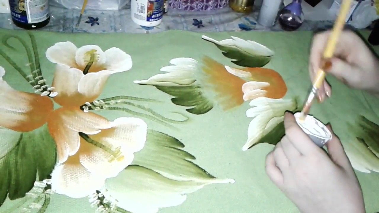 Pintando flor na passadeira