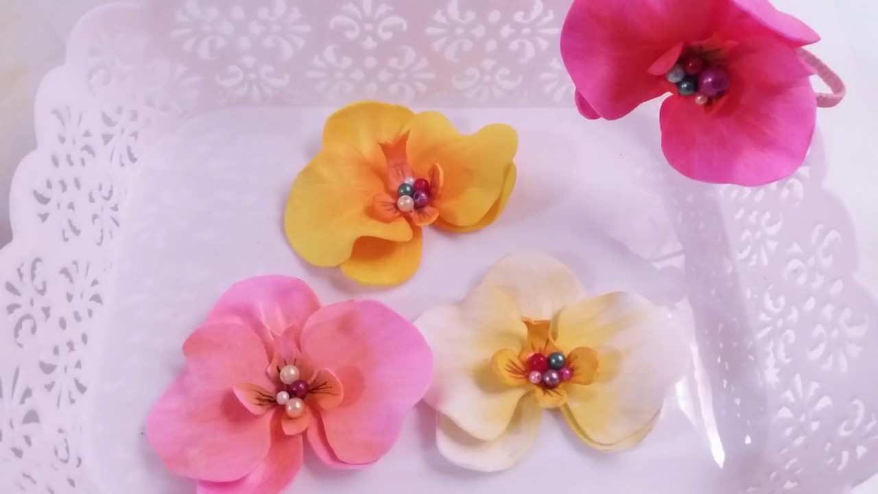 Aplique de flor de orquídea feita com EVA sem frisador by Tatiana Karina PAP.DIY.TUTORIAL