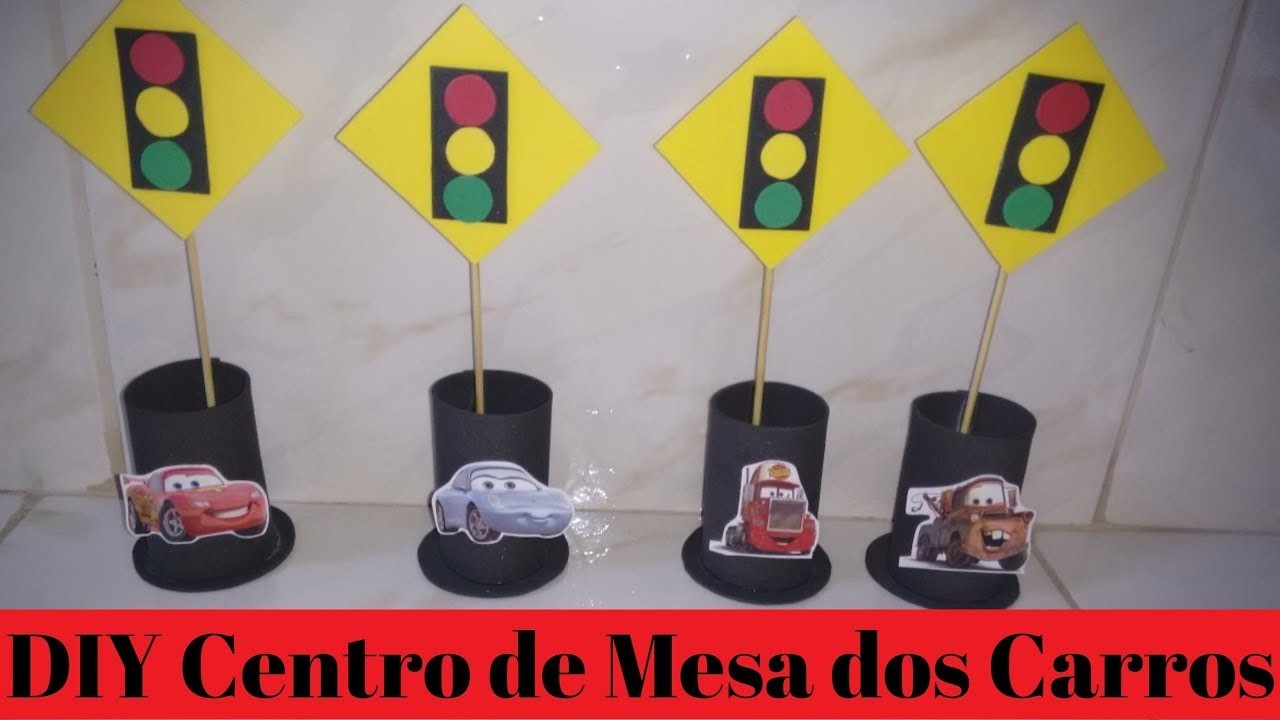 Centro de Mesa Decorado dos Carros - Evelyn Oliveira