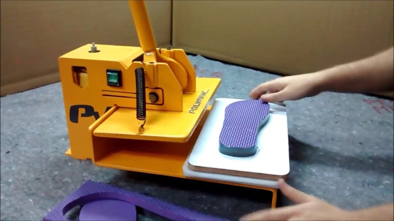 Máquina de cortar chinelo Polymak PV