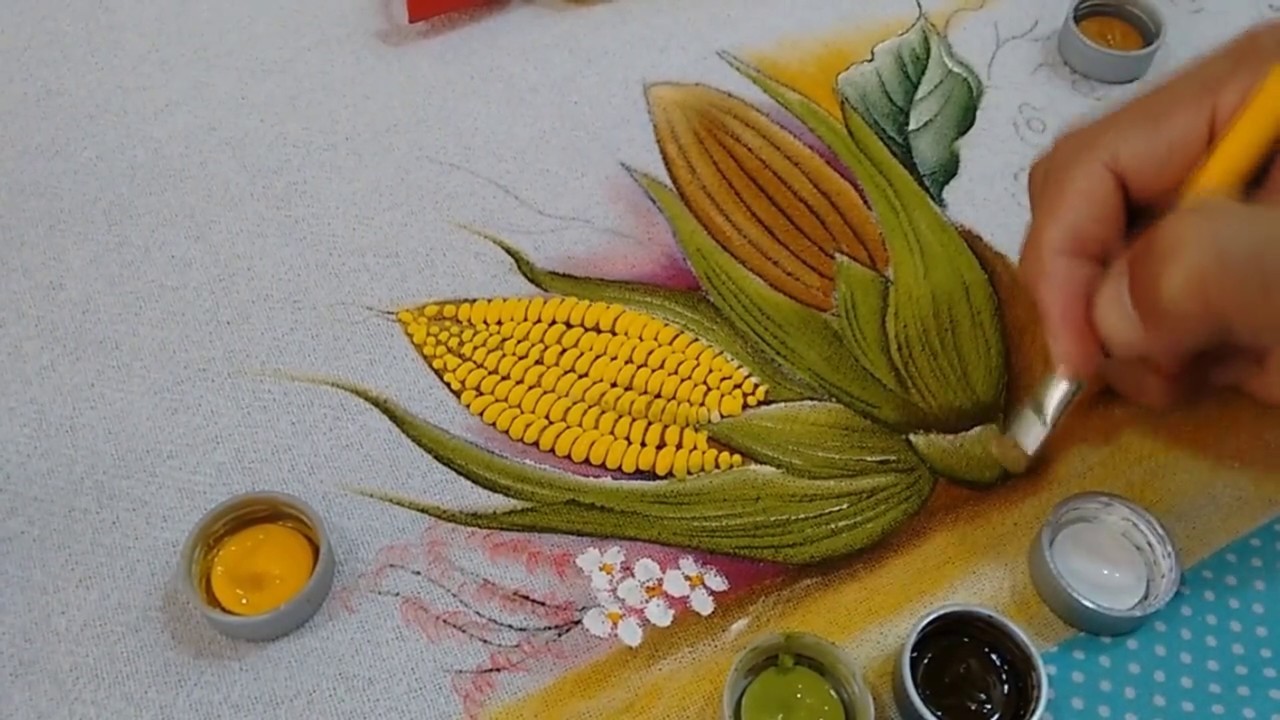 Roberto Ferreira - Como pintar Espiga de Milho utilizando a tinta AcriPuff.