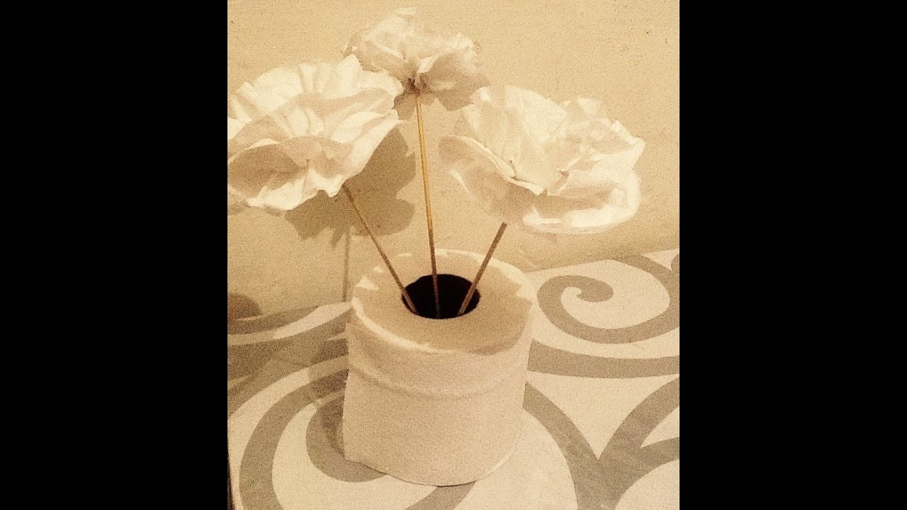 ????DIY Flor de papel higiénico para tu baño. Toilet paper flowers. flores de papel higiênico