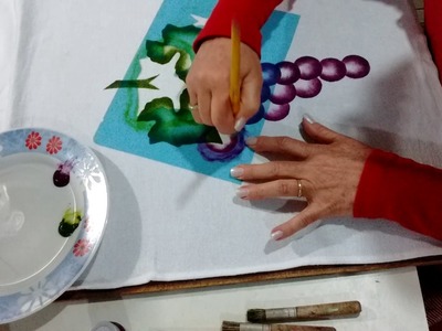 Pintar uva em tecido parte II (stencil)