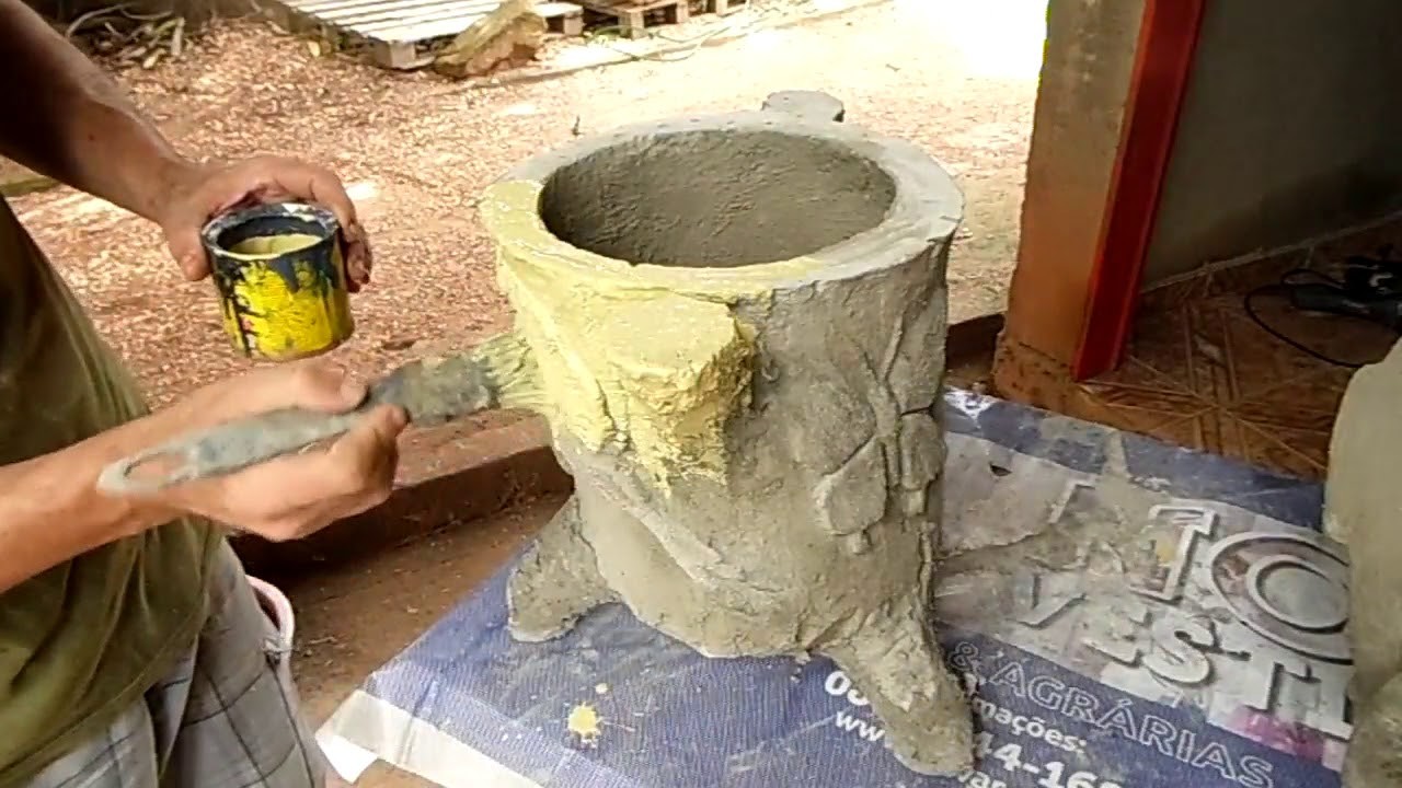 Fazendo vaso tipo tronco decorado com cor bronze