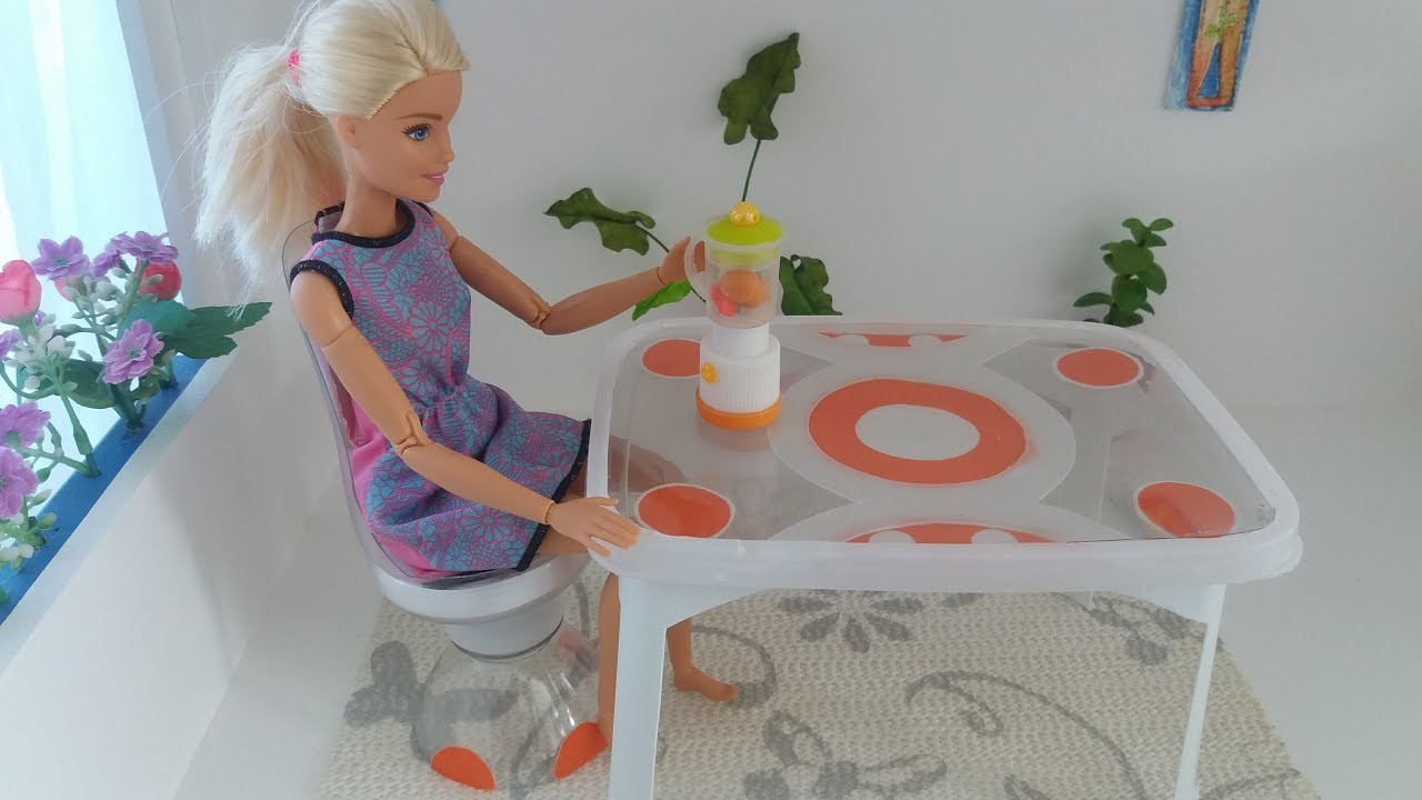 Como fazer Mesas para Casa das Bonecas Barbie- Tables for Dolls