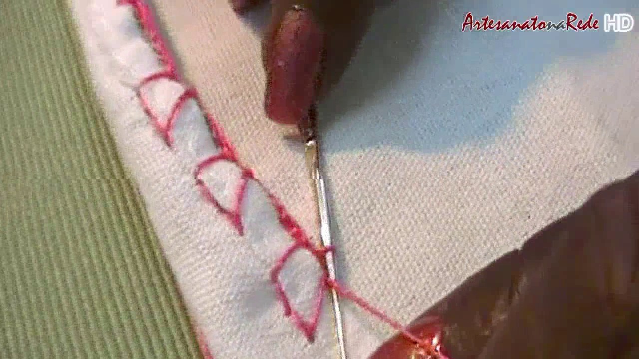Vídeo Aula - Ponto Pé de Galinha - Artesanato na Rede