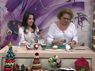 Bola de Natal com tecido por Cláudia Niero - 21.11.2017 - Mulher.com - P2.2