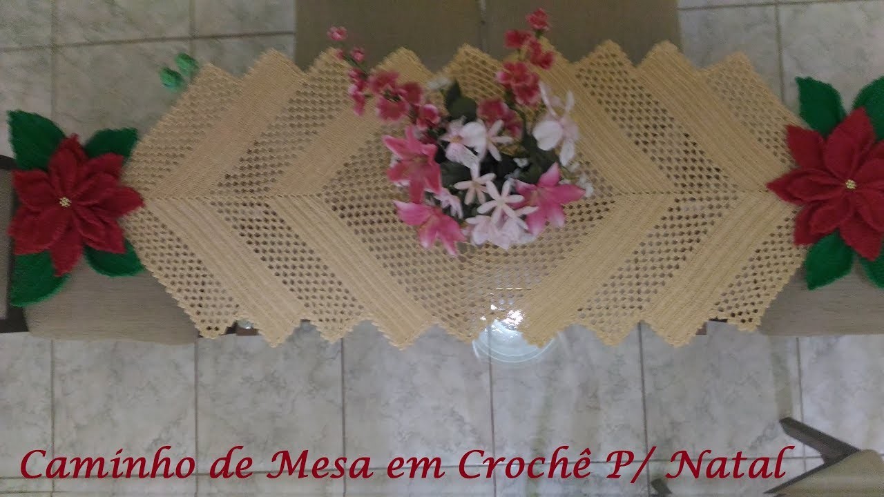 Caminho de Mesa em Crochê com Flor Natalina por @CrisTelesArtesanatos