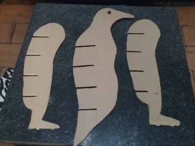 Artesanato com papelão,  Estante pinguim   ou em MDF + molde