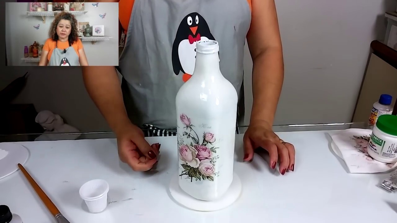 Decoupage com guardanapo na garrafa - DIY - Craquelê