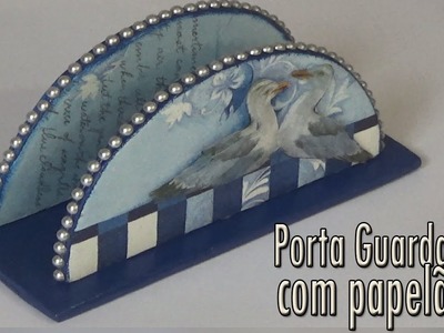 PORTA GUARDANAPO FEITO COM PAPELÃO