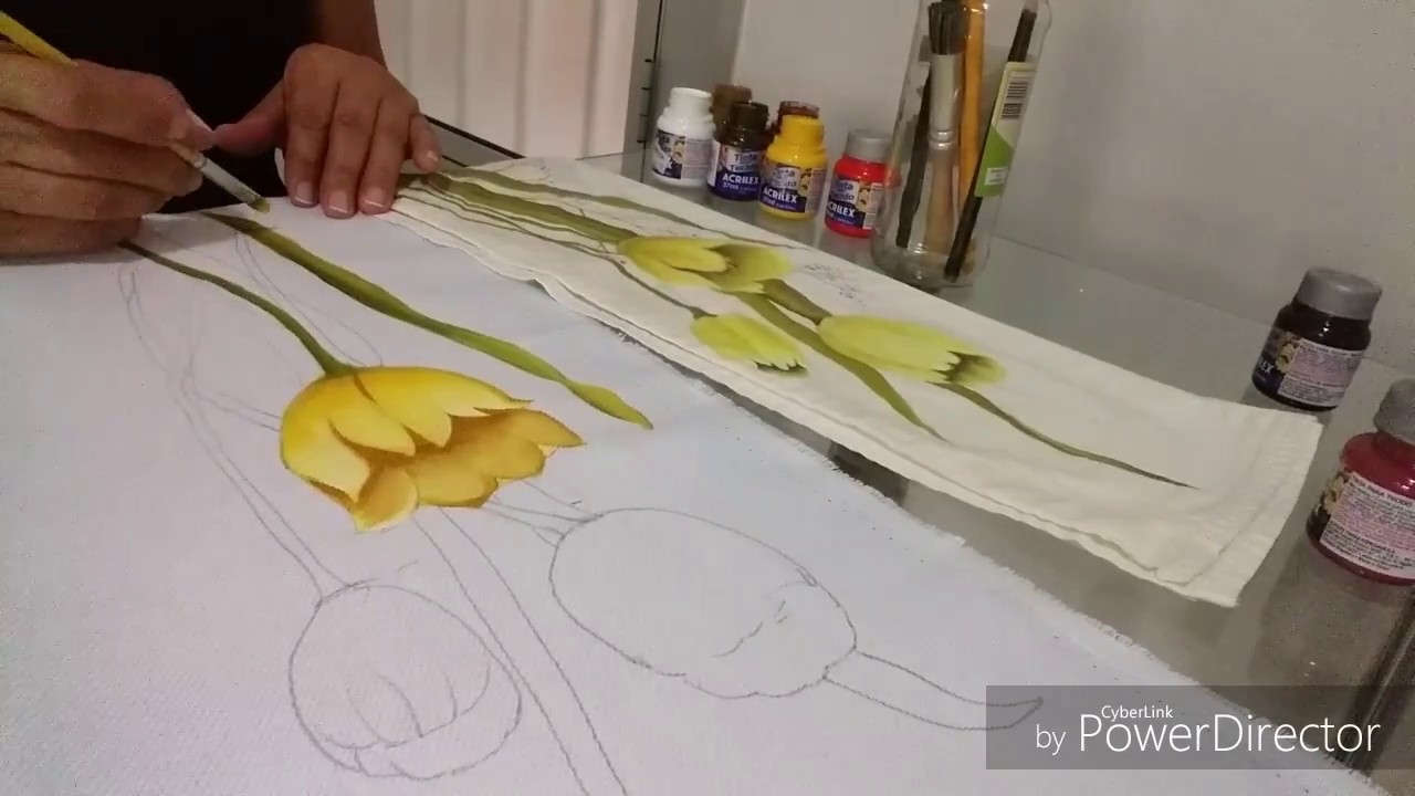 Como pintar tulipas em tecido