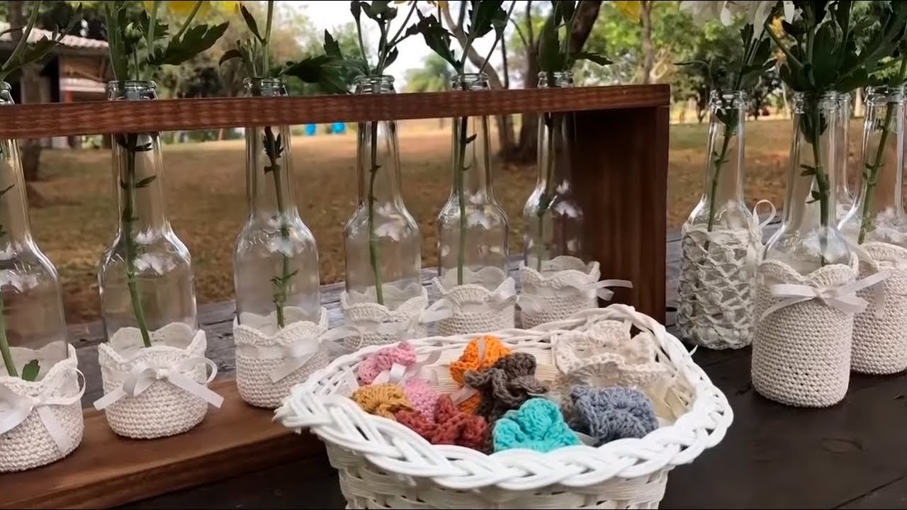 Decoração de Crochê para Garrafinhas de Vidro por Marcelo Nunes