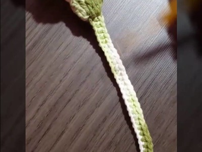 Fazendo caule de flor em Crochê