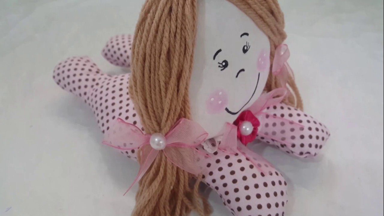 Faça você mesmo uma linda bonequinha, feita á mão sem máquina de costura artesanato e decoração