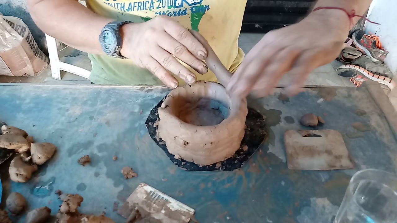 Como fazer um vaso de argila feito a mao passo a passo