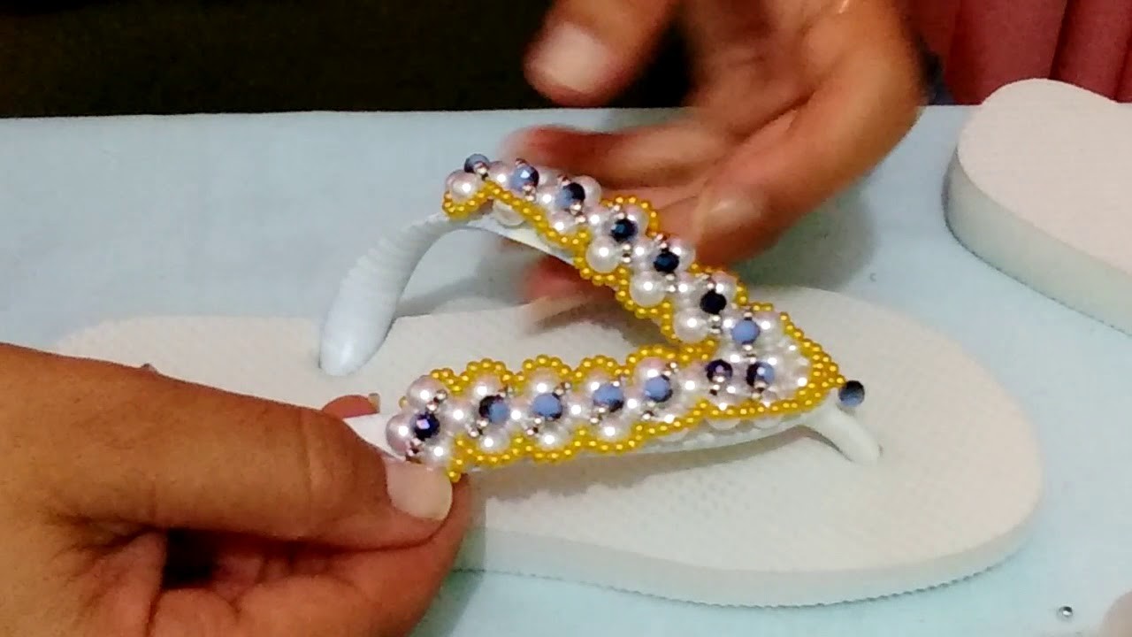 COSTURANDO A TRAMA NO CHINELO !