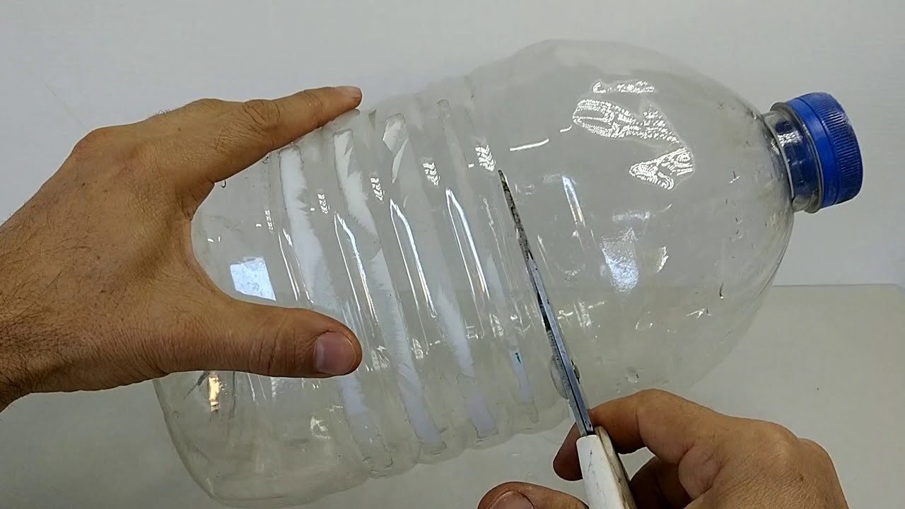 Ideia Caseira com Garrafa Plástica Auto Irrigável | feito a mão