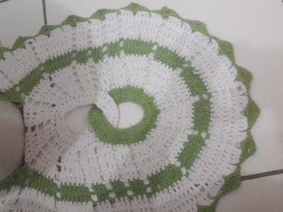 Tapete com circulos verde e branco