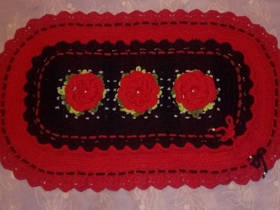 Tapete de croche vermelho e preto