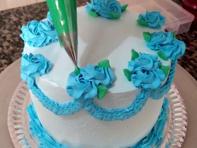 Decoração de bolo floral com bico babado 64
