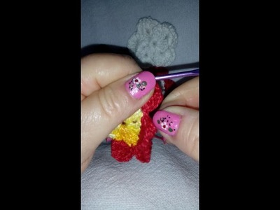 Flor  para aplicaçao facil e rapido com Denise croche