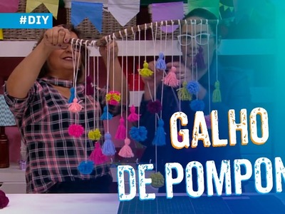 Galho com Pompons estilo Boho por Alessandra Carvalho
