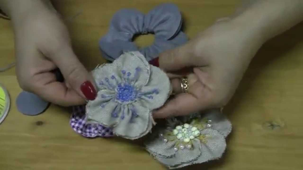 HOW TO MAKE ROLLED RIBBON ROSES- fabric flowersm-Flor com petulas redondas  Passo a Passo.