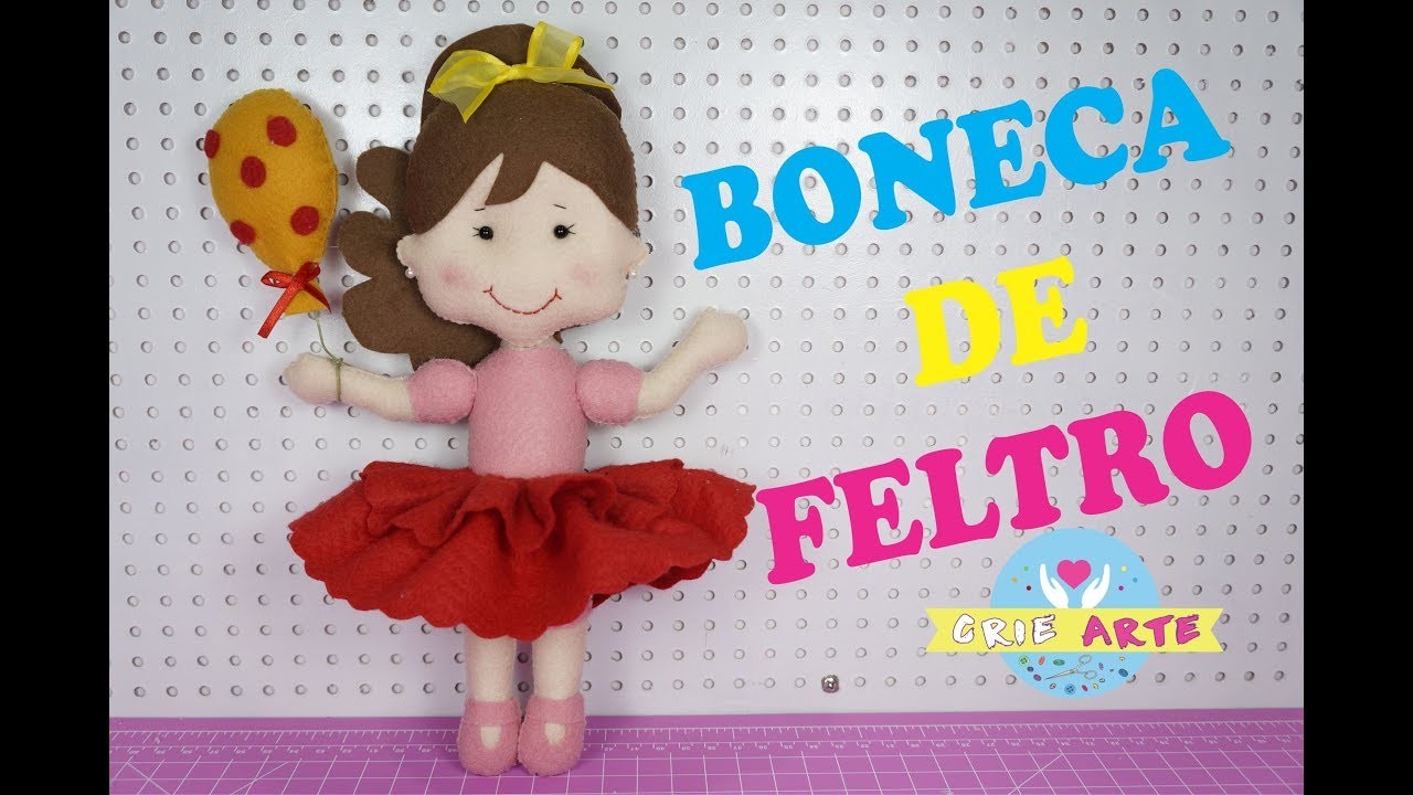 Boneca de  feltro