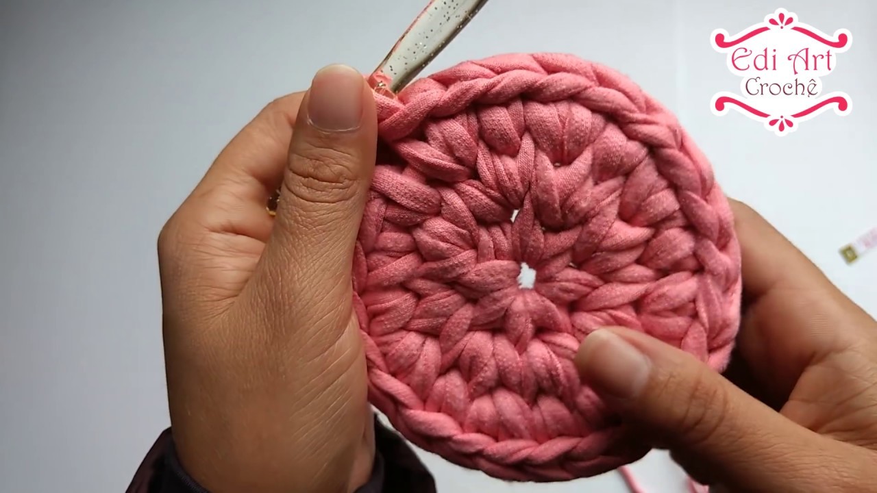 Fundo de cesto grande de crochê com fio de malha tutorial | Edi Art Crochê