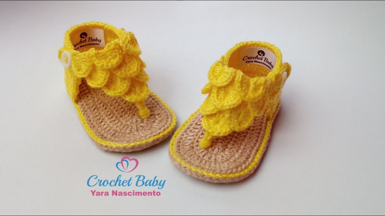 Sandálinha KAMILLY de Crochê - Tamanho 09 cm - Crochet Baby Yara Nascimento