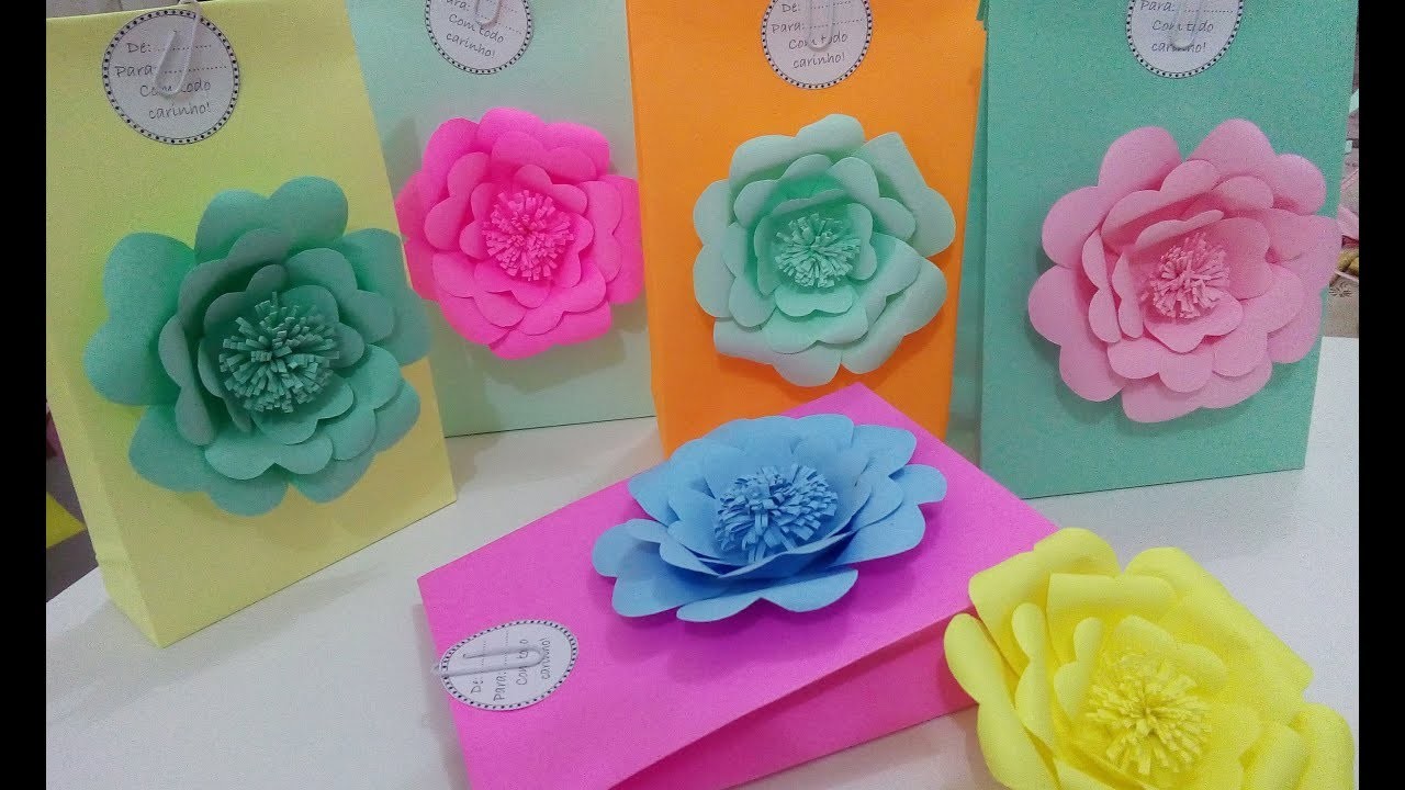 Saquinho de papel sulfite com flor - Lembrancinha para o dia das Mães