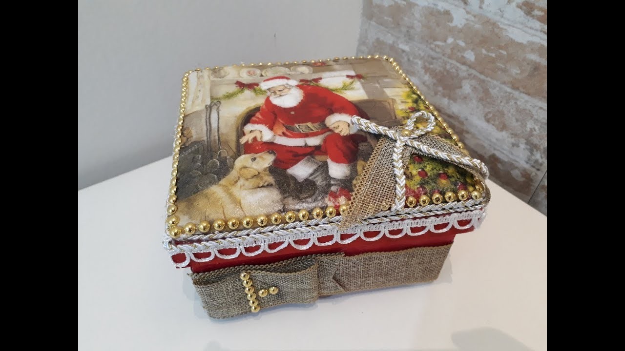 Série Especial de Natal: Guardanapo que vira tecido? Sim, e virou uma linda caixa ALMOFADADA!