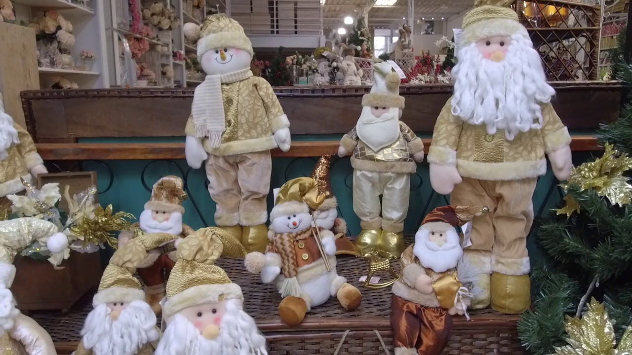 Decoração de Natal Ouro e Branco - Arvore de Natal, Papai Noel, Bonecos de Natal, Flores, laços