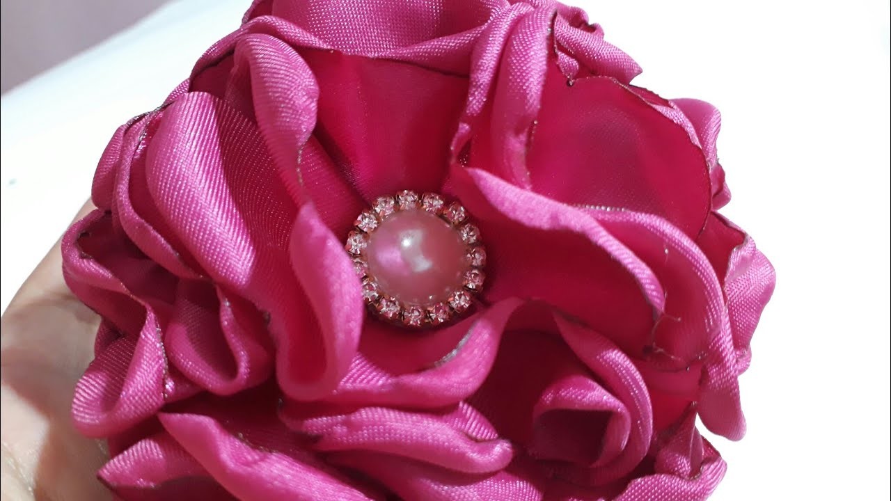 FLOR CAMÉLIA REPOLHUDA OU BOLEADA ( SEM USAR LAMPARINA OU VELA )