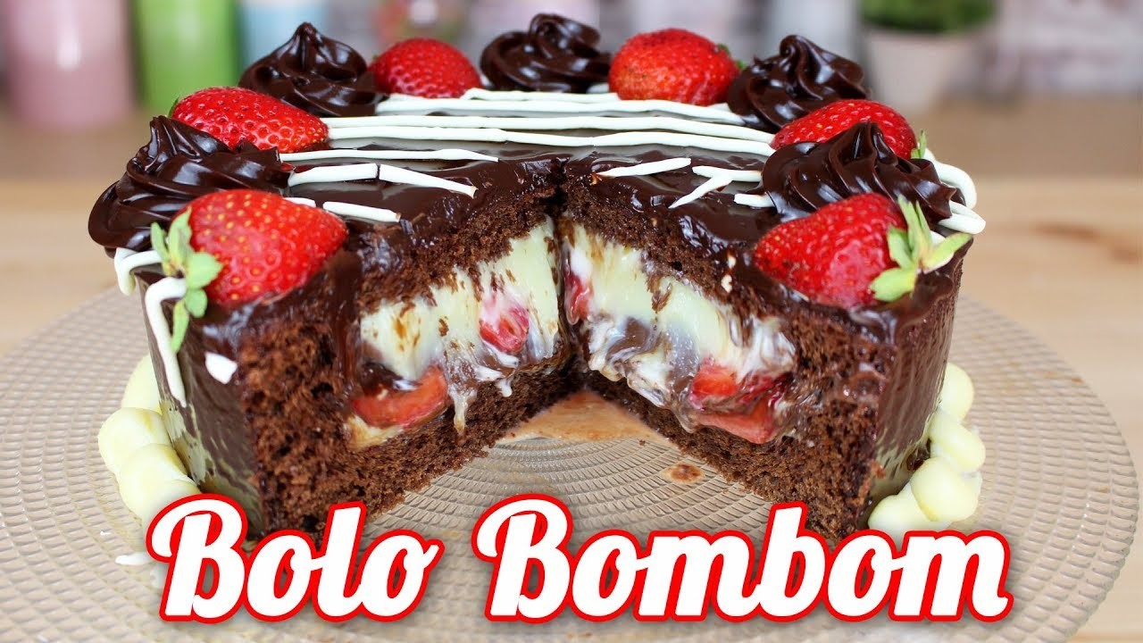 Bolo Bombom | Bolo Bombom Recheado c. Brigadeiro de Leite Ninho, Nutella e Morangos | Cakepedia