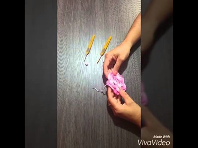 Como colocar pérola em flor de crochê