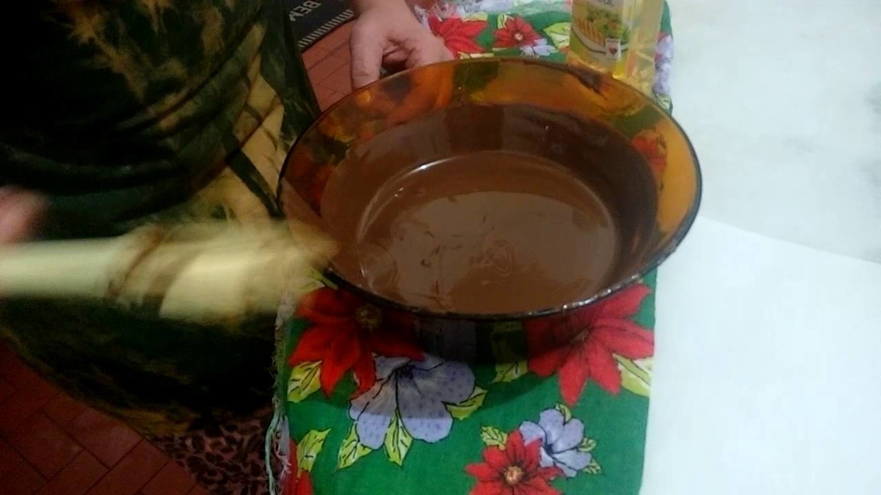 Como afinar o chocolate para banhar doces